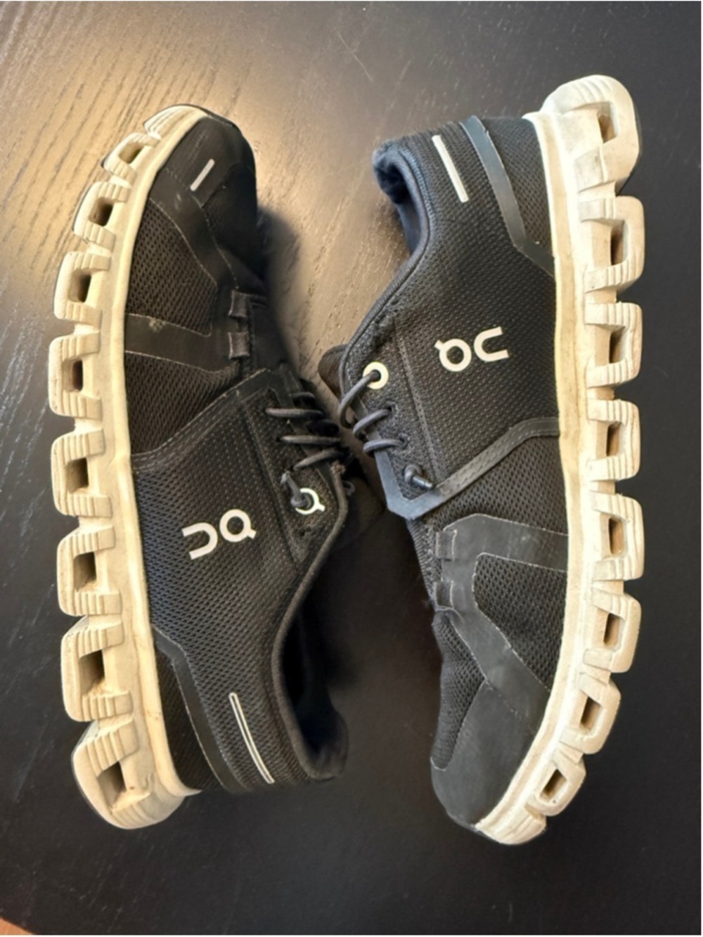 On Cloud 6 Black Women's Running Shoes Sneakers Size 8 - Picture 5 of 9